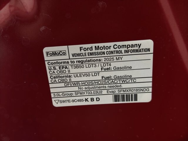 2025 Ford Explorer in Burlington, WI 53105 - 18102128 43