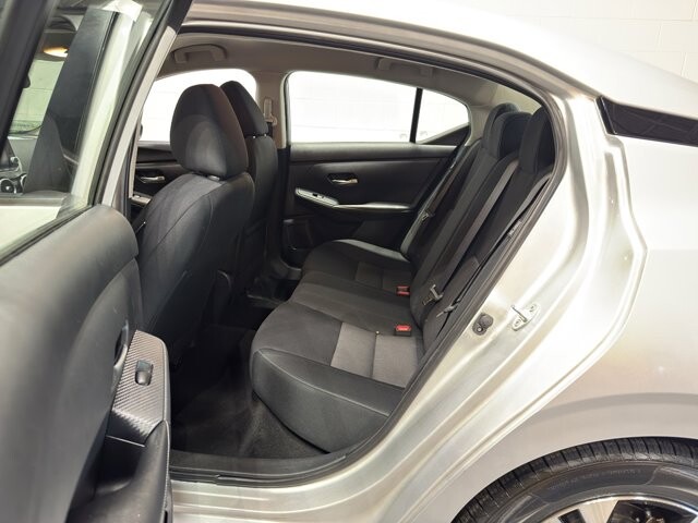 2023 Nissan Sentra in Burlington, WI 53105 - 18102130 10