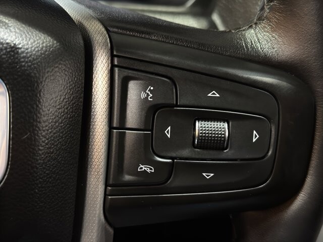 2024 GMC Yukon XL in Burlington, WI 53105 - 18102131 32