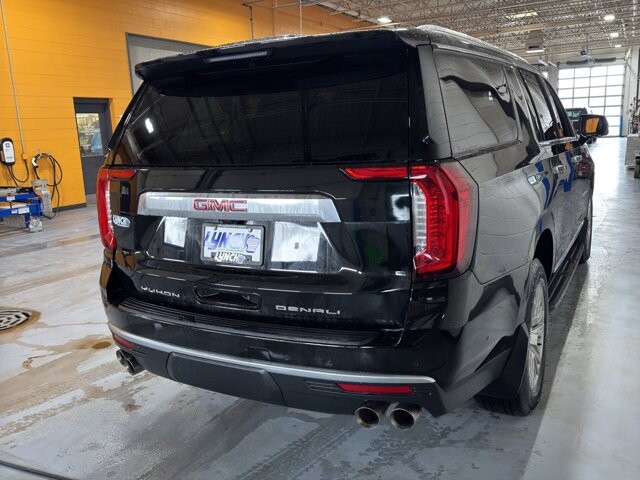 2024 GMC Yukon XL in Burlington, WI 53105 - 18102131 8