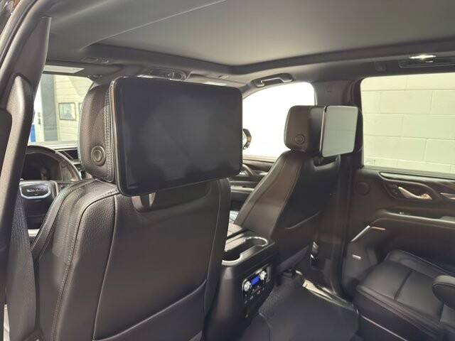 2024 GMC Yukon XL in Burlington, WI 53105 - 18102131 16