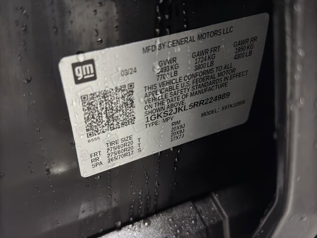 2024 GMC Yukon XL in Burlington, WI 53105 - 18102131 47