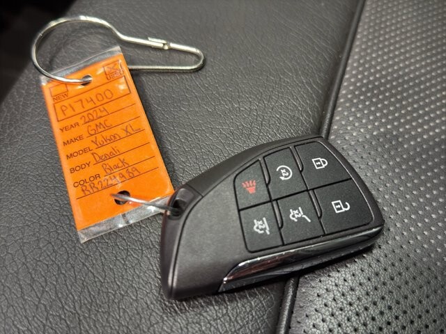 2024 GMC Yukon XL in Burlington, WI 53105 - 18102131 48