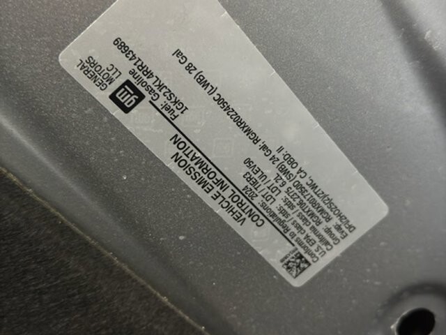 2024 GMC Yukon XL in Burlington, WI 53105 - 18102133 41