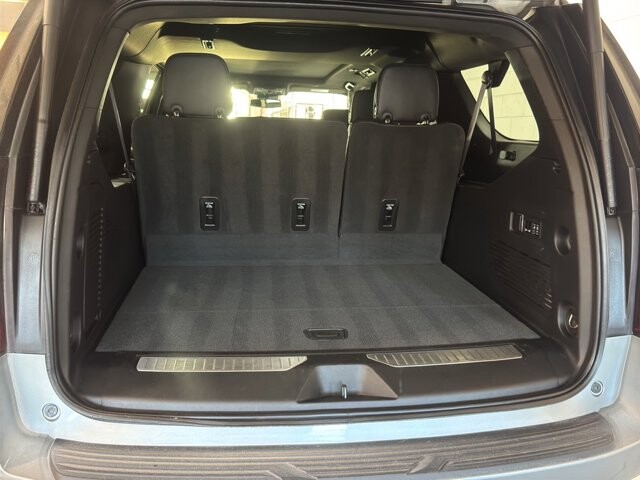 2024 GMC Yukon XL in Burlington, WI 53105 - 18102133 21