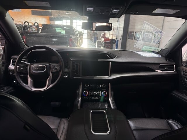 2024 GMC Yukon XL in Burlington, WI 53105 - 18102133 14