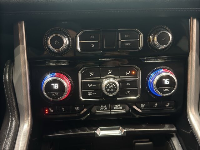 2024 GMC Yukon XL in Burlington, WI 53105 - 18102133 32