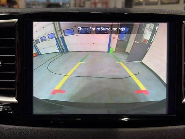 2024 Chrysler Pacifica in Burlington, WI 53105 - 18102145 31