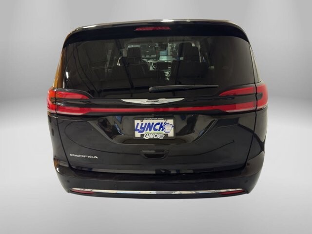 2024 Chrysler Pacifica in Burlington, WI 53105 - 18102145 4