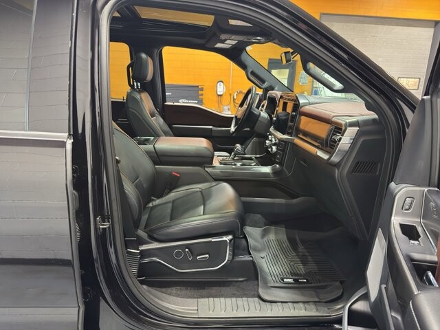 2023 Ford F150 in Burlington, WI 53105 - 18102147 23