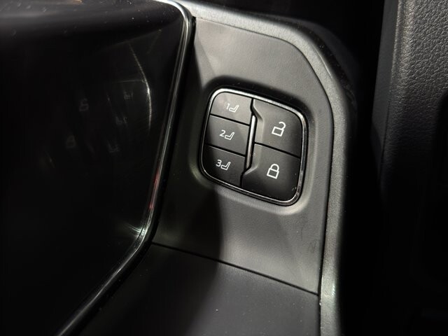 2023 Ford F150 in Burlington, WI 53105 - 18102147 33