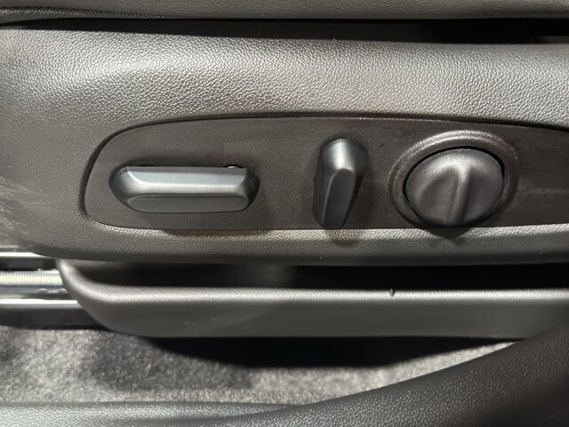 2025 Buick Envista in Burlington, WI 53105 - 18102150 15