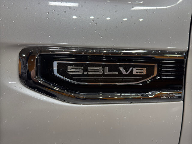 2023 GMC Sierra 1500 in Burlington, WI 53105 - 18102168 10