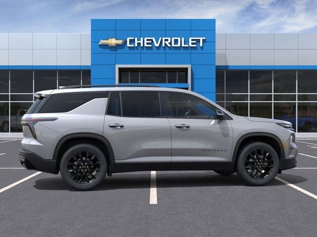2026 Chevrolet Traverse in Burlington, WI 53105 - 18102169 5
