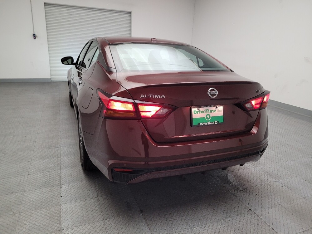 2024 Nissan Altima in Downey, CA 90241 - 18102177 6