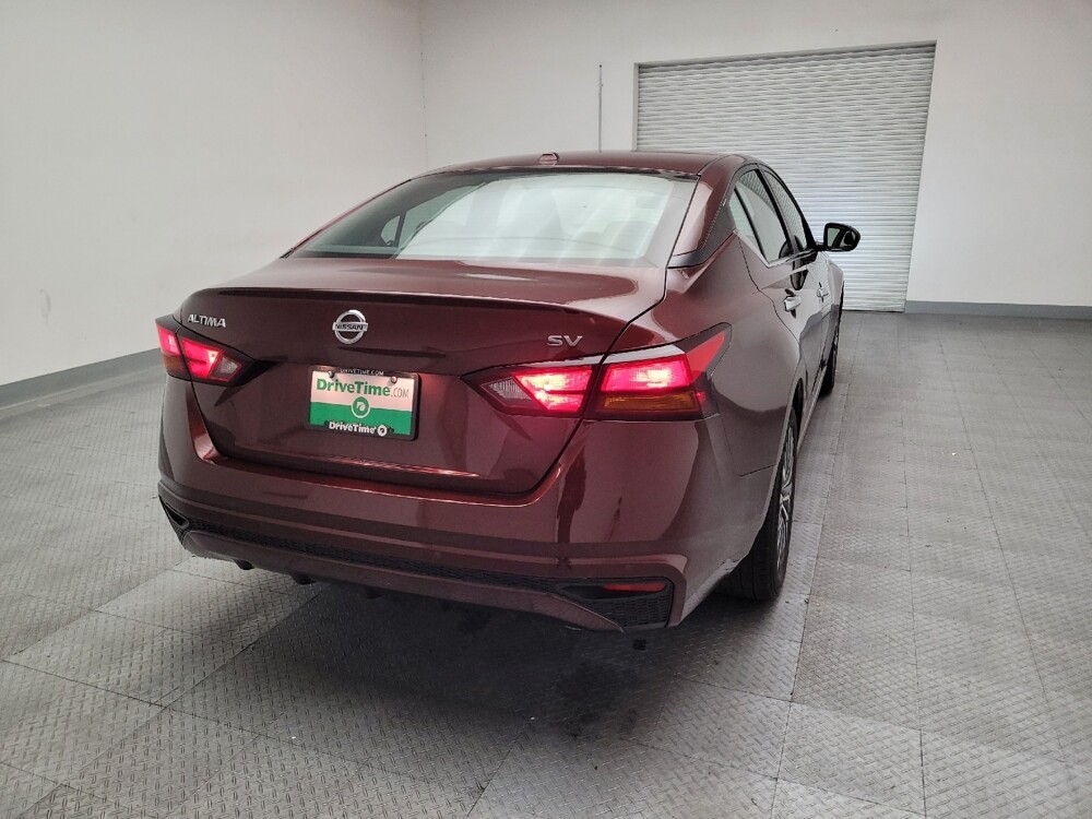 2024 Nissan Altima in Downey, CA 90241 - 18102177 7