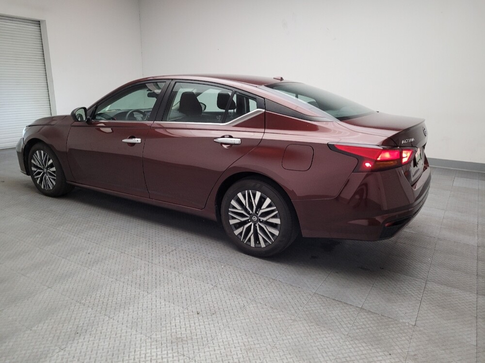 2024 Nissan Altima in Downey, CA 90241 - 18102177 3