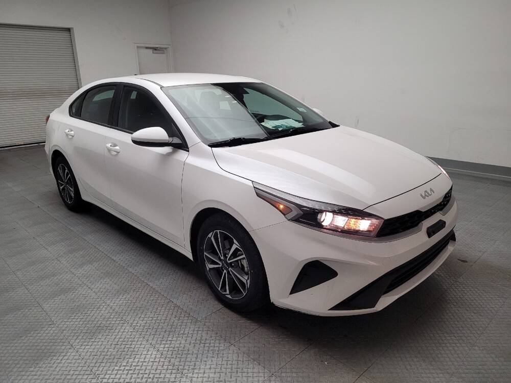 2024 Kia Forte in Downey, CA 90241 - 18102183 13