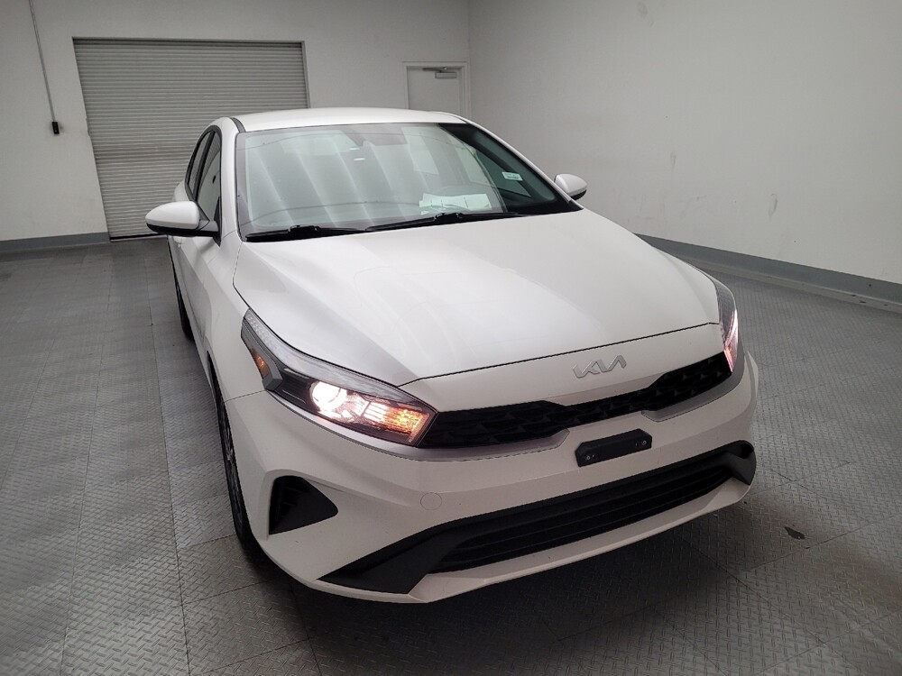 2024 Kia Forte in Downey, CA 90241 - 18102183 14