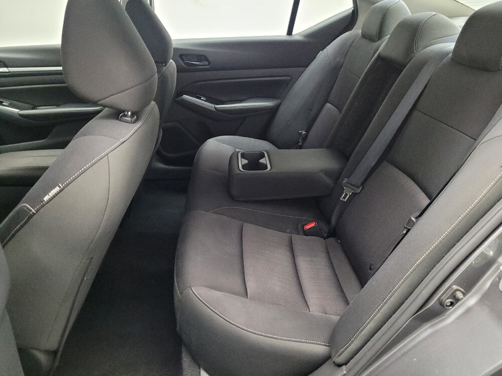 2023 Nissan Altima in Riverside, CA 92504 - 18102189 18