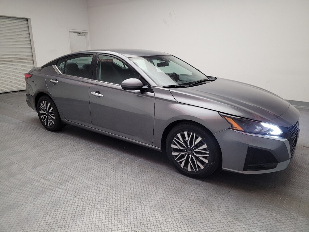 2023 Nissan Altima in Riverside, CA 92504 - 18102189 11