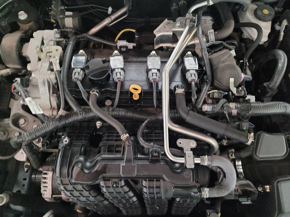 2023 Nissan Altima in Riverside, CA 92504 - 18102191 30