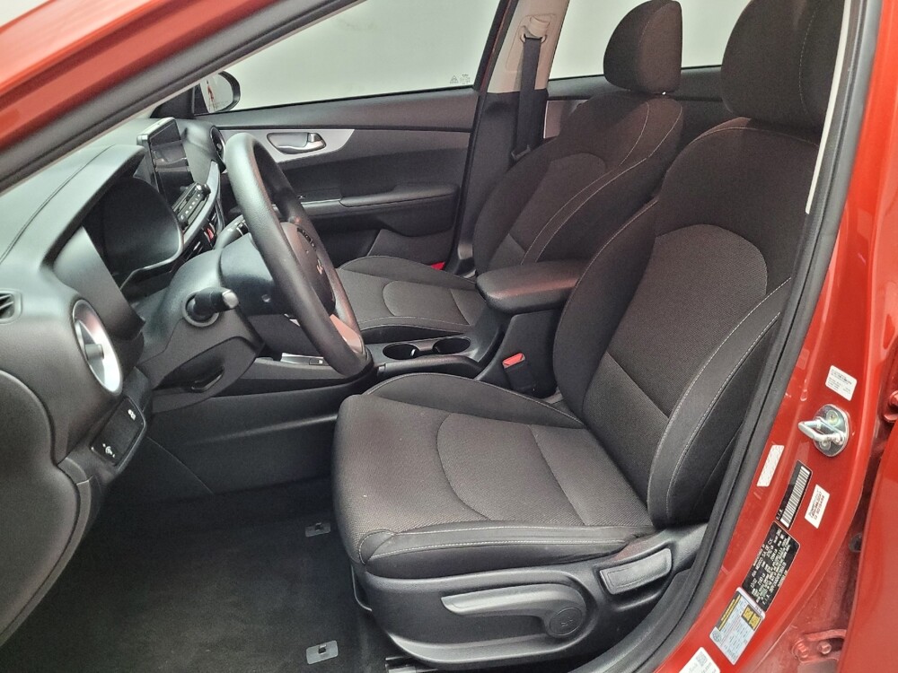 2023 Kia Forte in Riverside, CA 92504 - 18102192 17