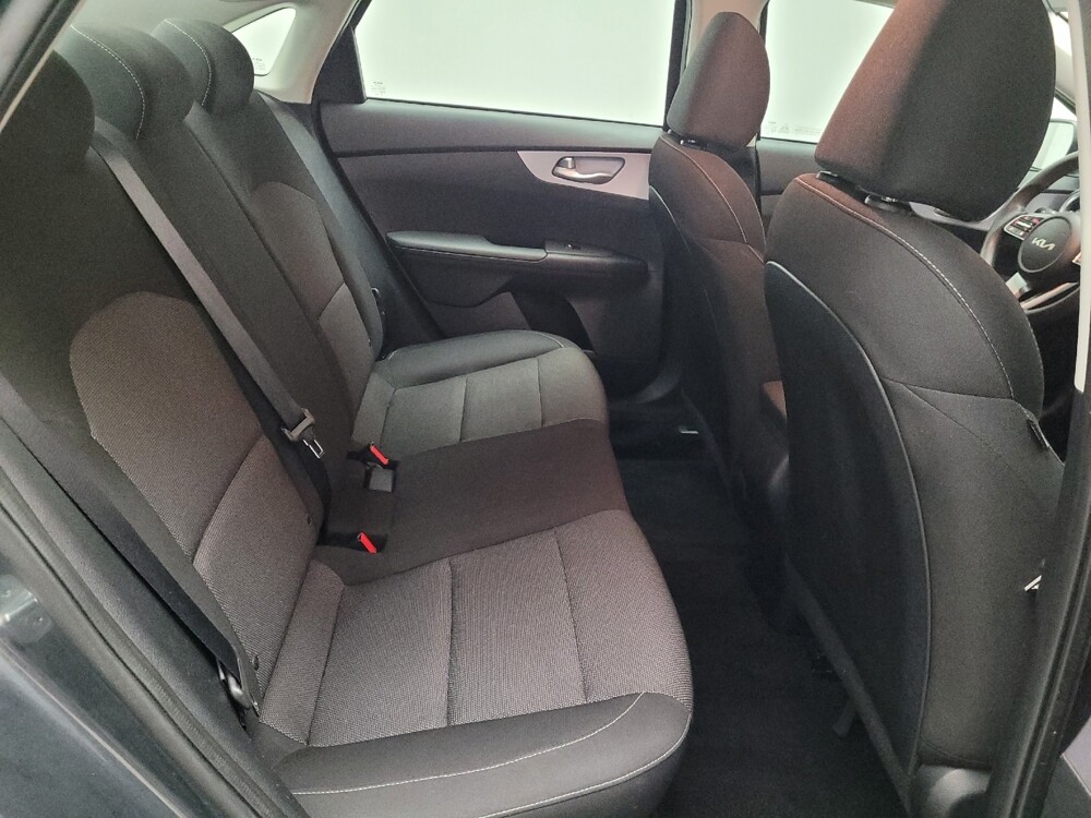 2024 Kia Forte in Montclair, CA 91763 - 18102194 19