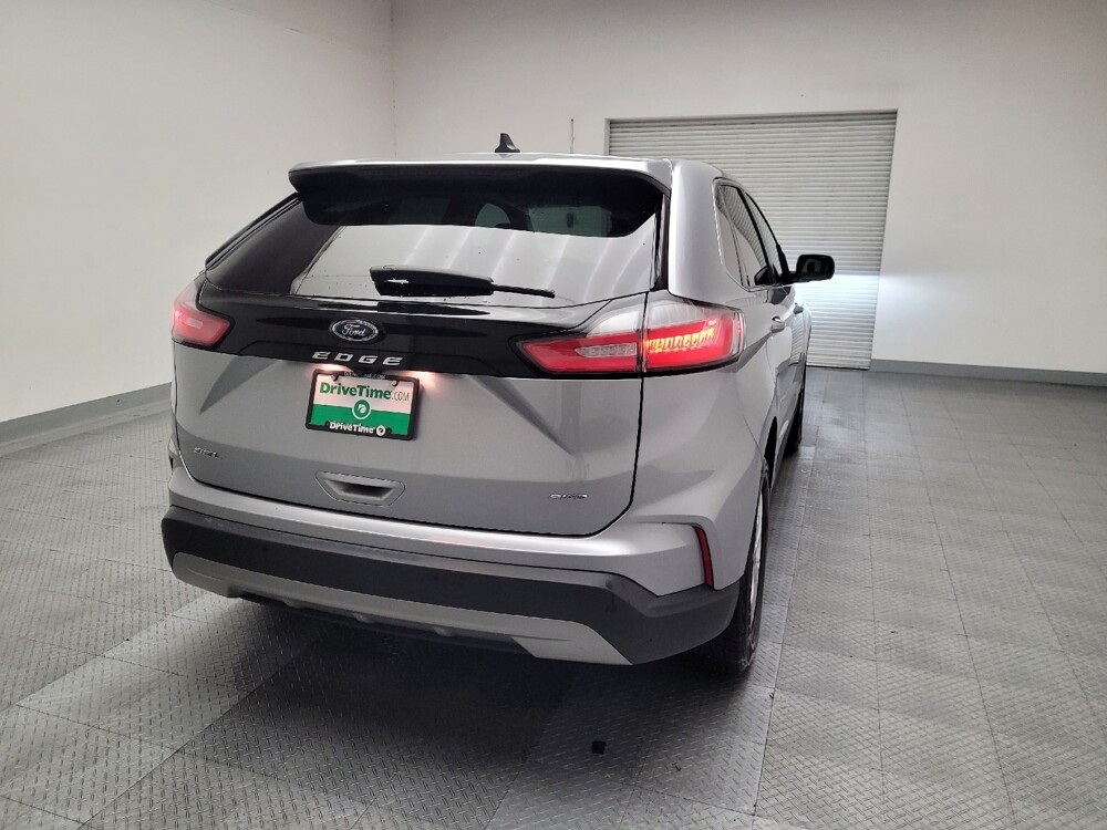 2023 Ford Edge in Montclair, CA 91763 - 18102195 7