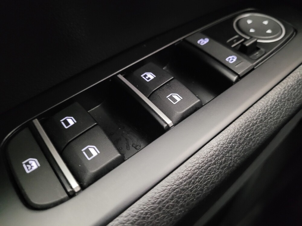 2024 Kia Soul in Montclair, CA 91763 - 18102196 27