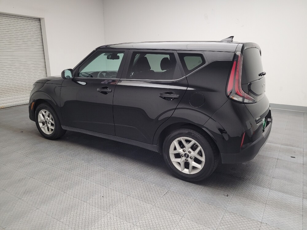 2024 Kia Soul in Montclair, CA 91763 - 18102196 3