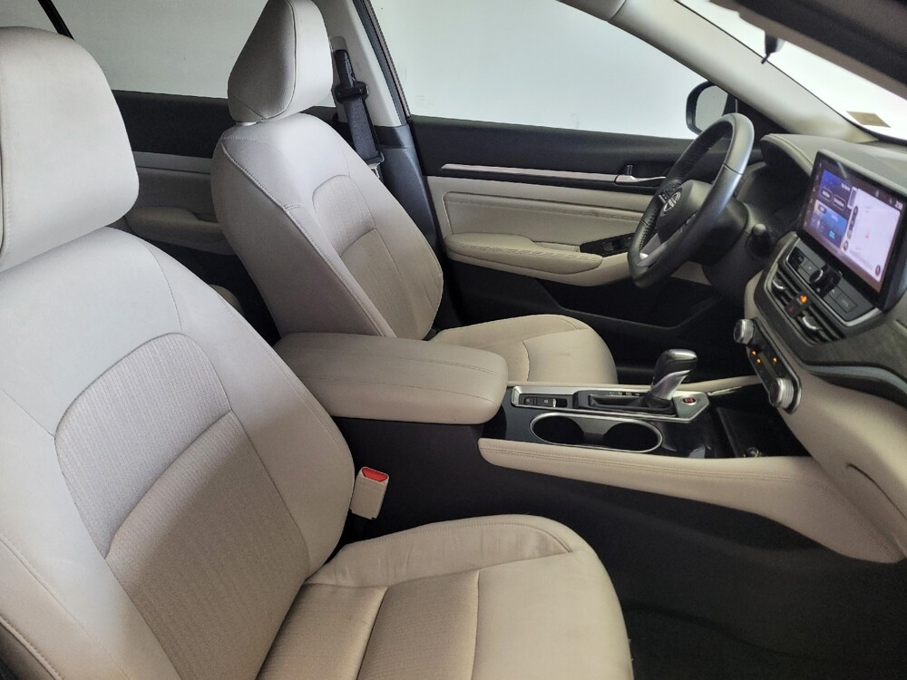 2023 Nissan Altima in El Cajon, CA 92020 - 18102199 21