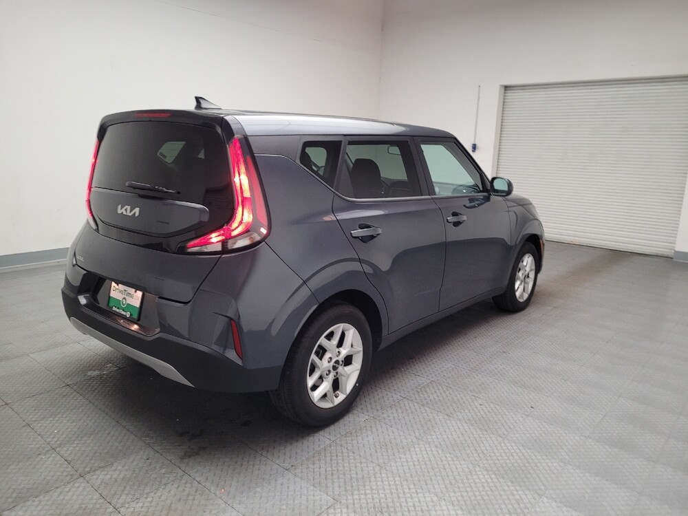 2024 Kia Soul in Montclair, CA 91763 - 18102201 9