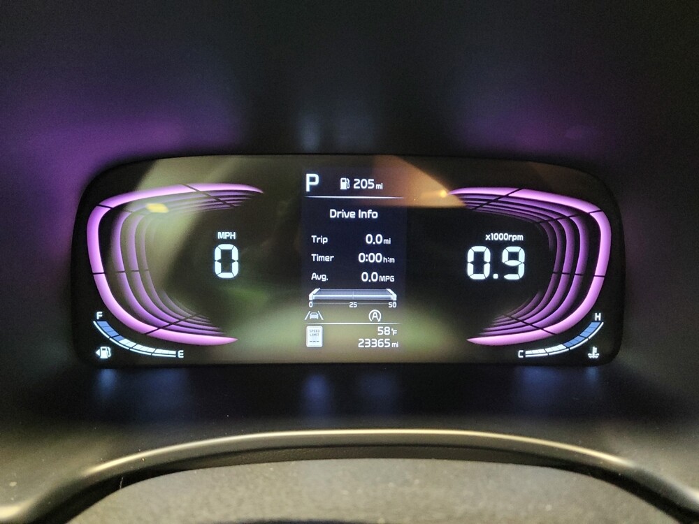 2024 Kia Soul in Montclair, CA 91763 - 18102201 23