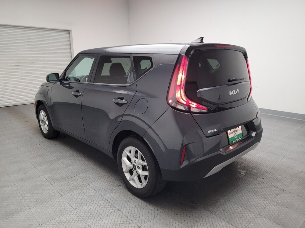 2024 Kia Soul in Montclair, CA 91763 - 18102201 5