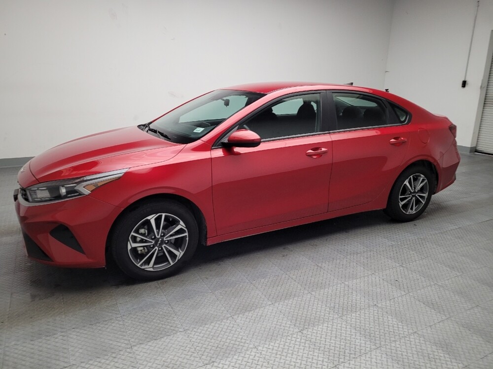 2024 Kia Forte in Downey, CA 90241 - 18102202 2