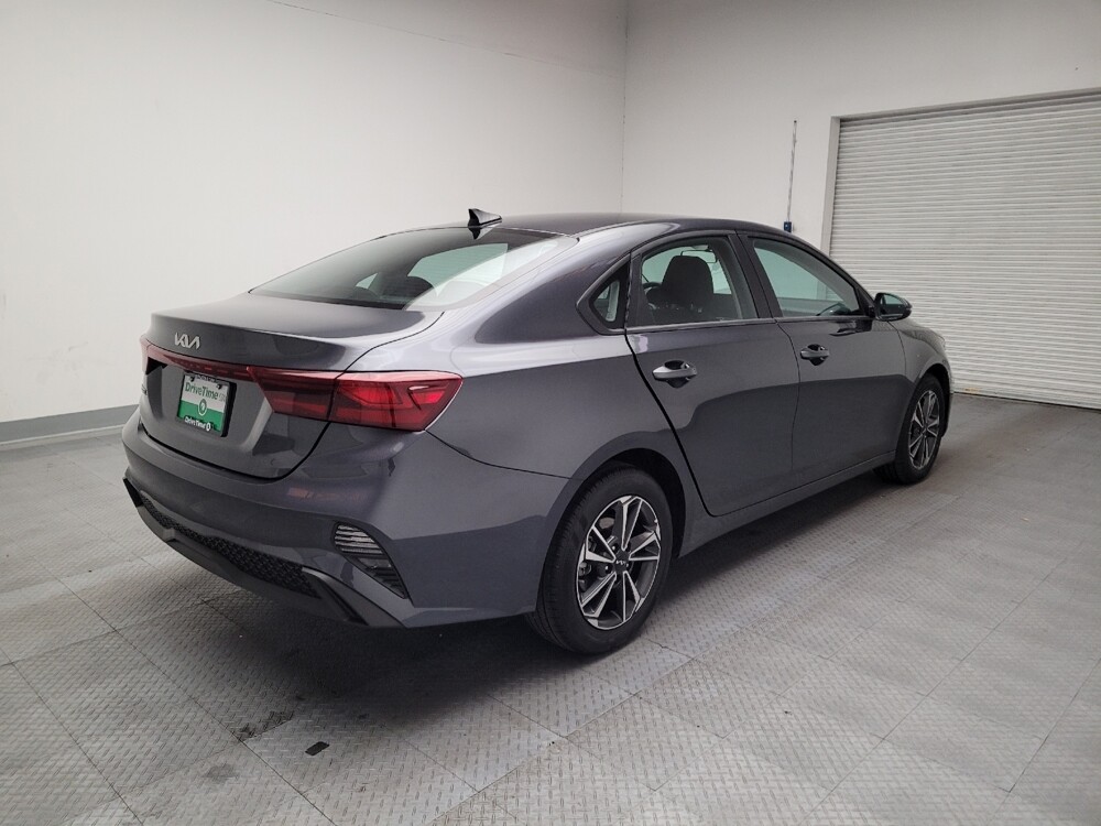 2024 Kia Forte in Downey, CA 90241 - 18102212 9