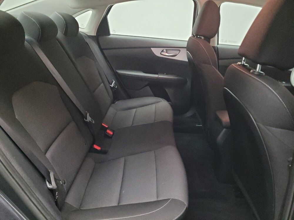2024 Kia Forte in Downey, CA 90241 - 18102212 19