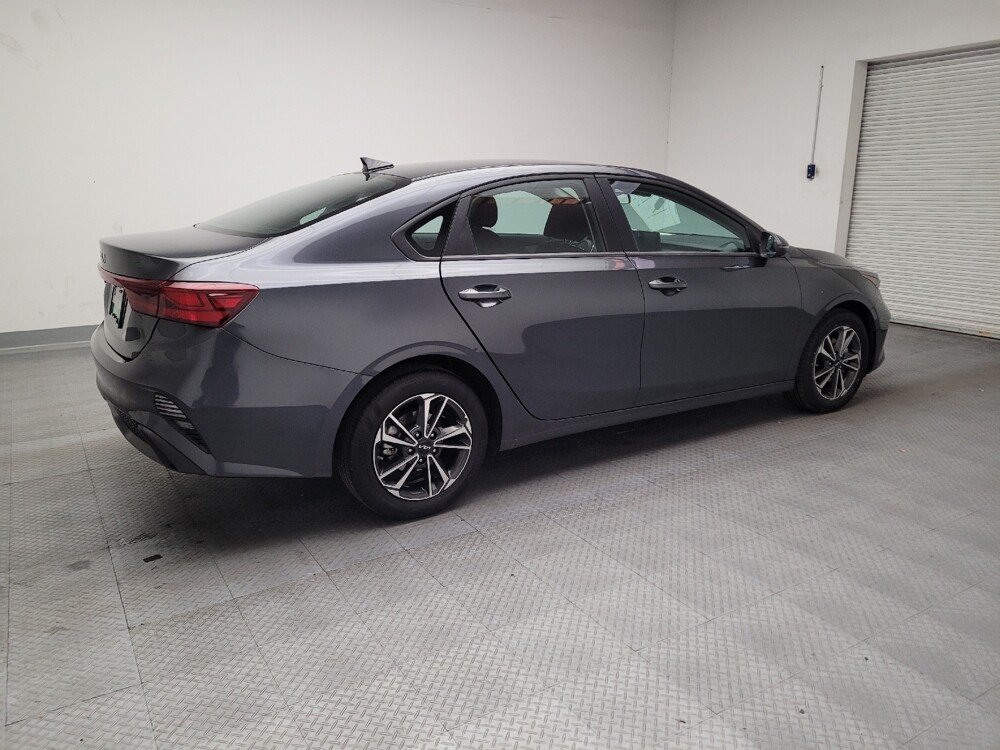 2024 Kia Forte in Downey, CA 90241 - 18102212 10