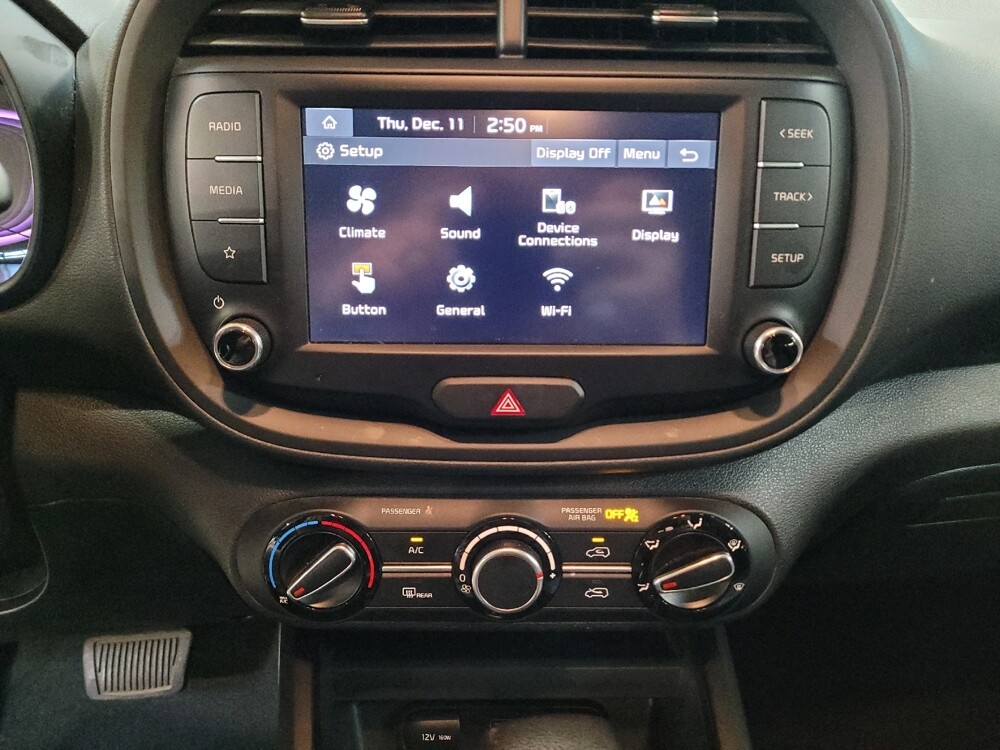 2024 Kia Soul in Montclair, CA 91763 - 18102217 25