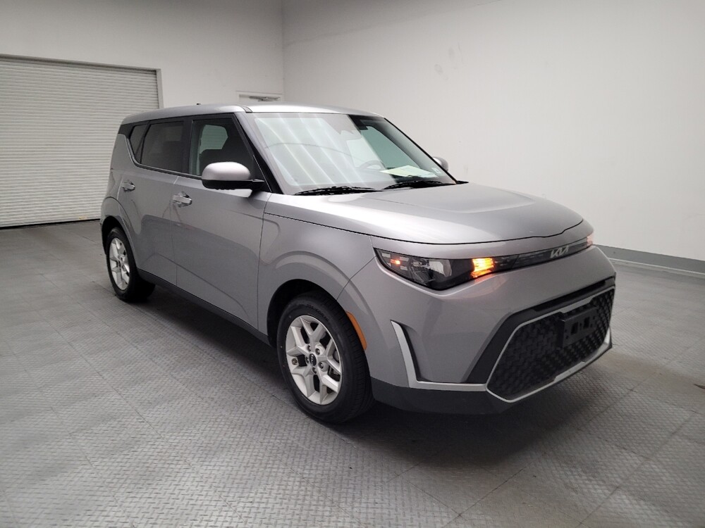 2024 Kia Soul in Montclair, CA 91763 - 18102217 13