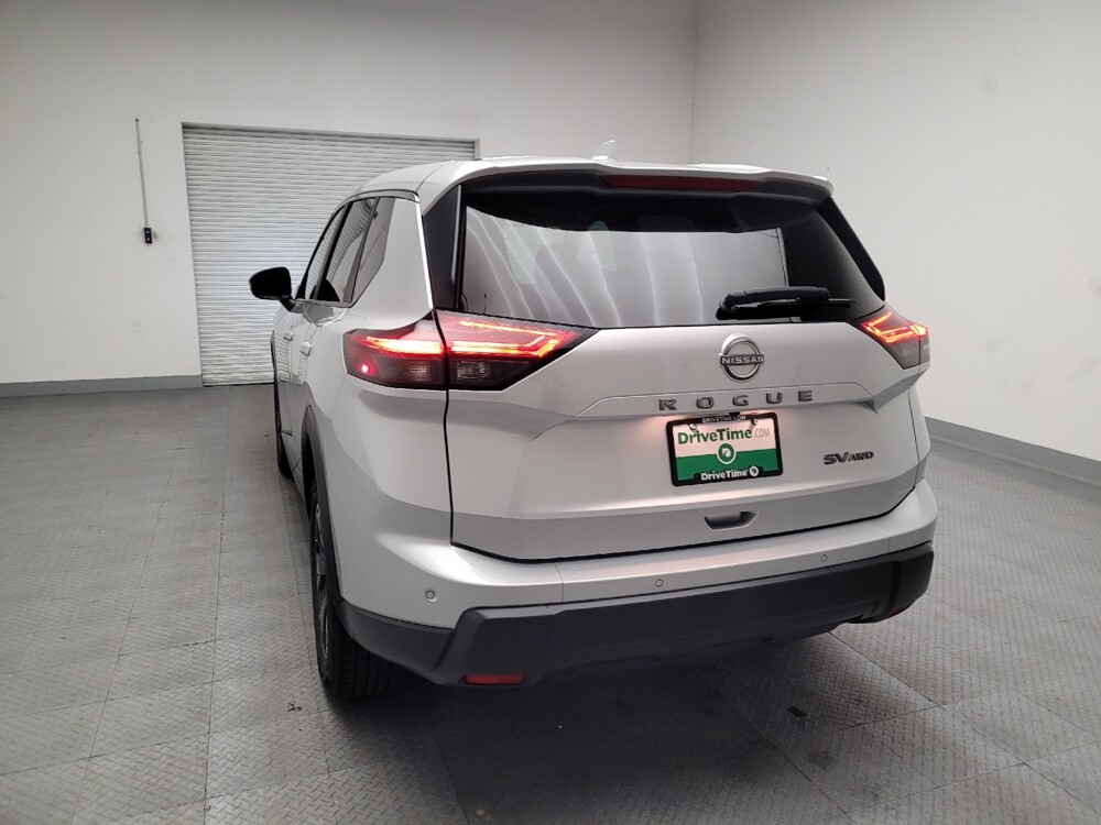 2024 Nissan Rogue in Montclair, CA 91763 - 18102218 6