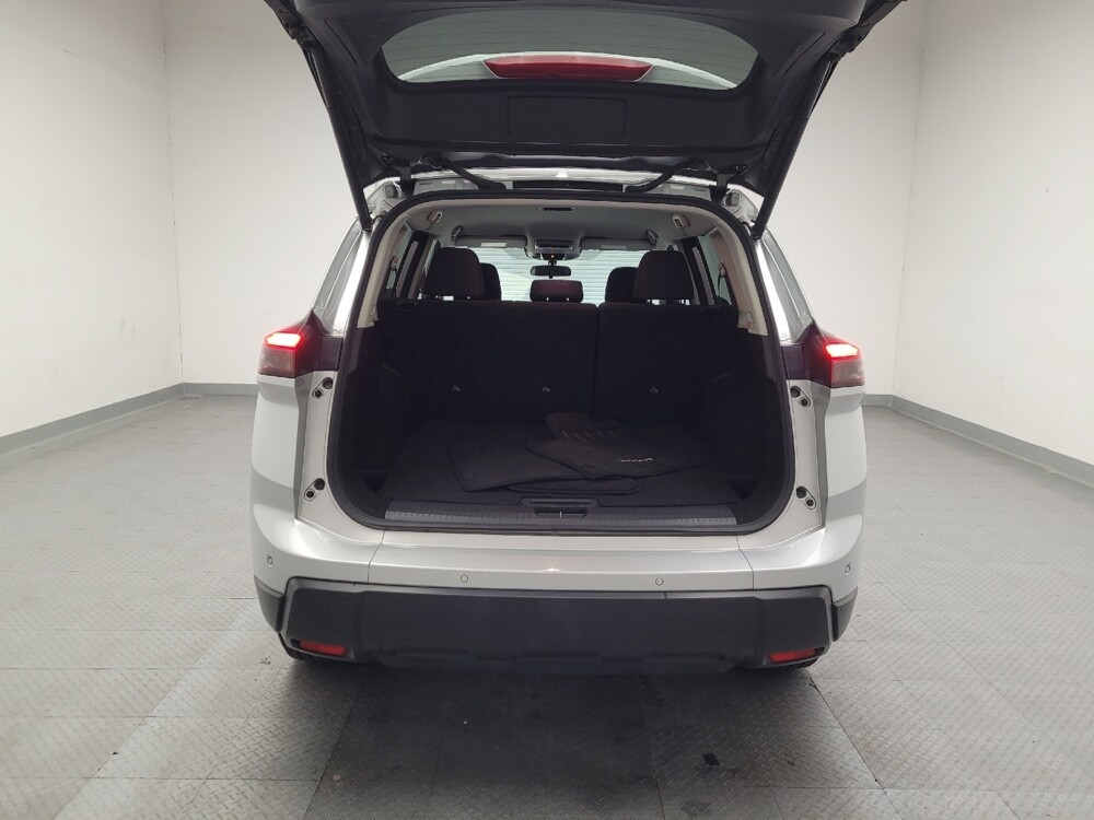 2024 Nissan Rogue in Montclair, CA 91763 - 18102218 29