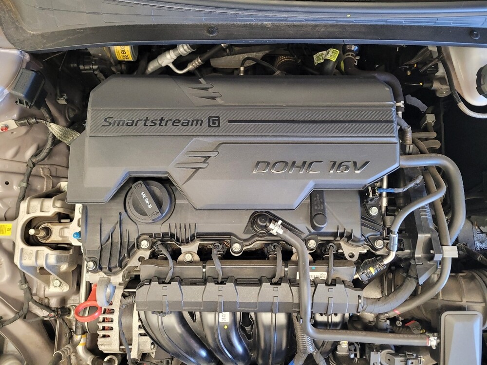 2023 Hyundai Elantra in Downey, CA 90241 - 18102220 30