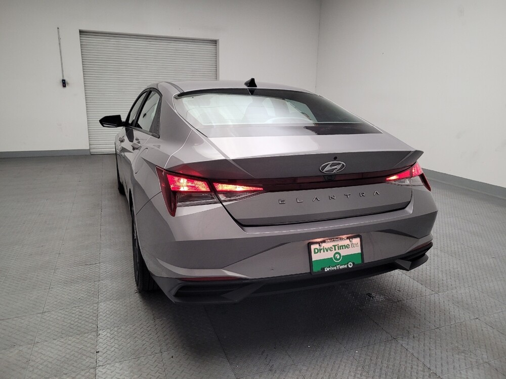 2023 Hyundai Elantra in Downey, CA 90241 - 18102220 6