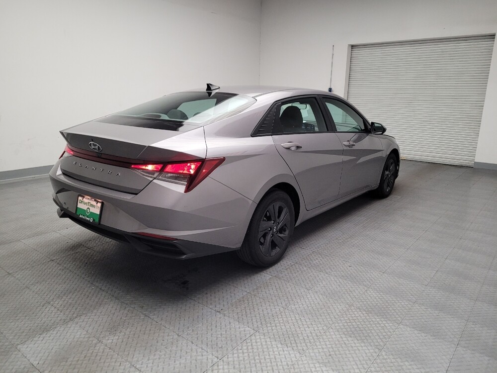 2023 Hyundai Elantra in Downey, CA 90241 - 18102220 9