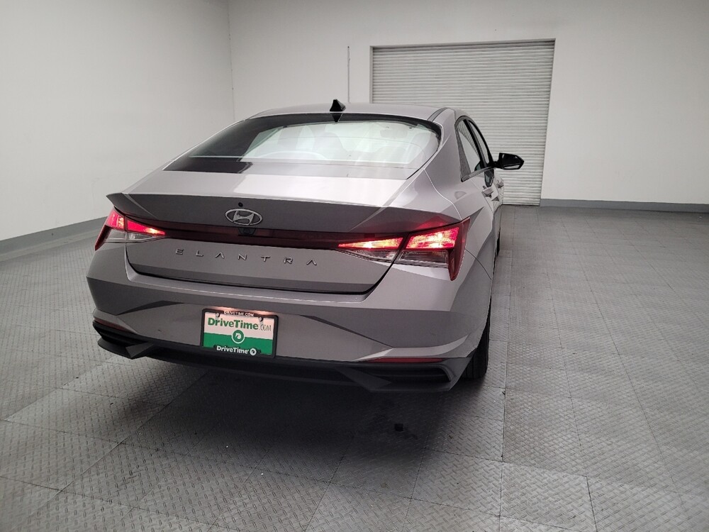 2023 Hyundai Elantra in Downey, CA 90241 - 18102220 7