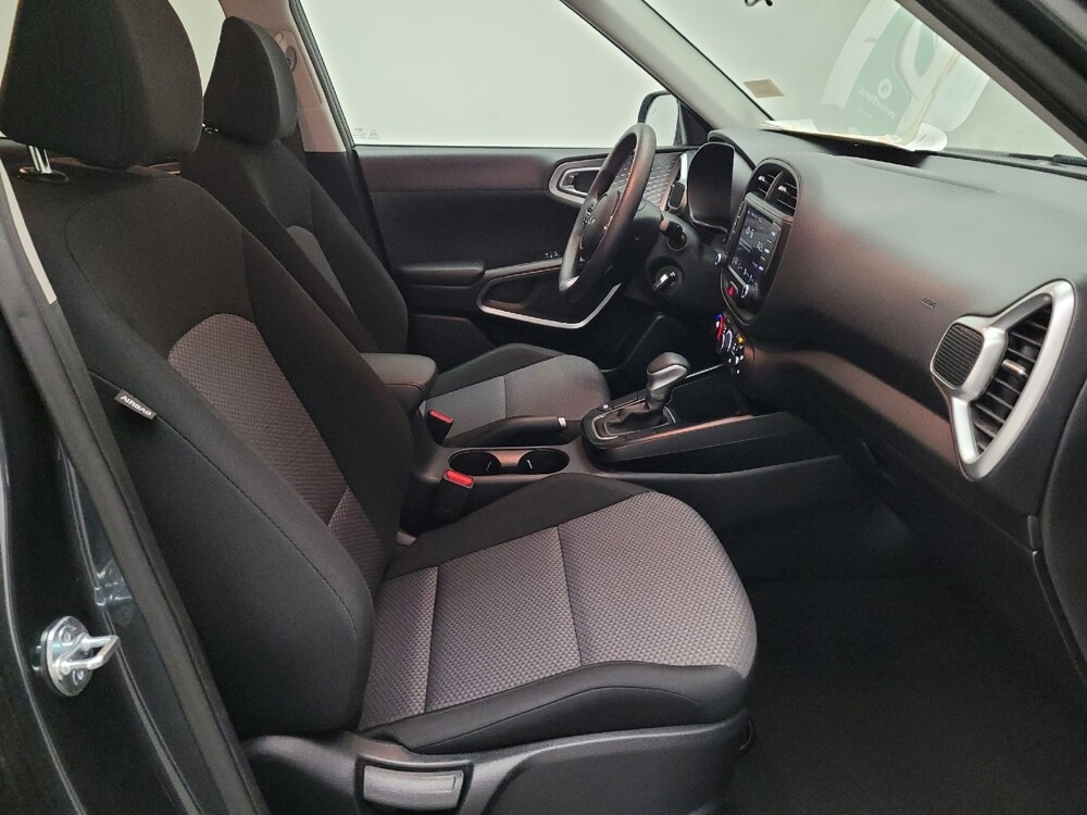 2024 Kia Soul in Downey, CA 90241 - 18102222 21