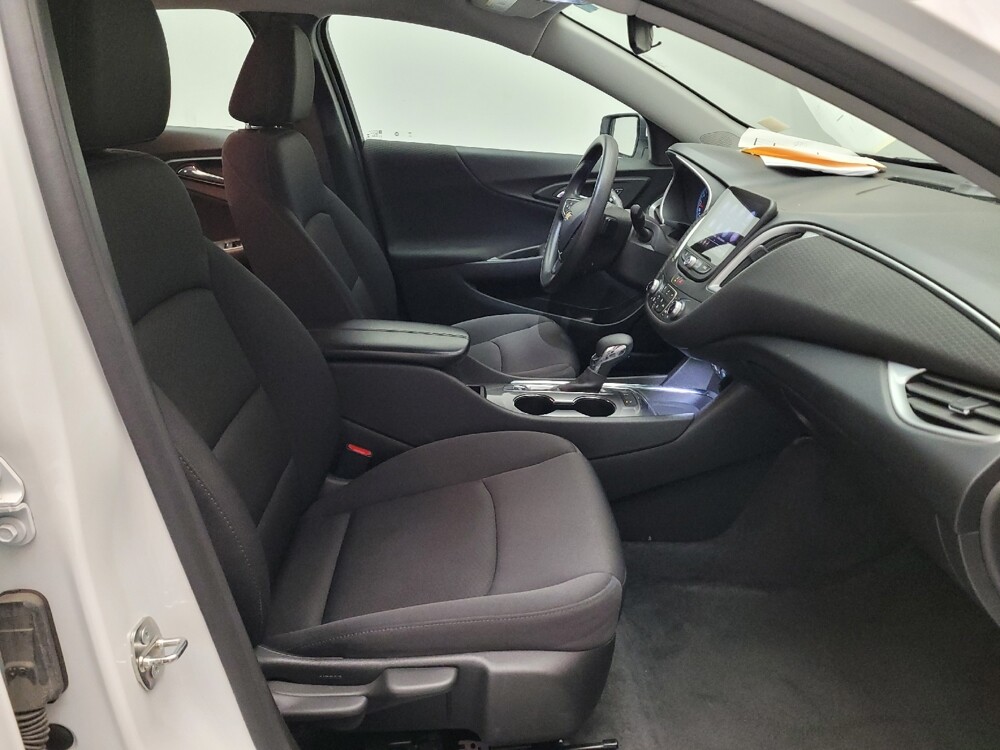 2024 Chevrolet Malibu in Downey, CA 90241 - 18102226 21