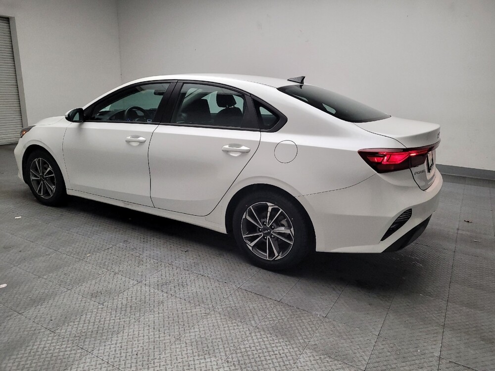 2023 Kia Forte in Downey, CA 90241 - 18102228 3